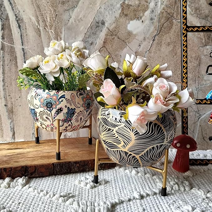 Crest Metal Pot for indoor and outdoor Plant Container