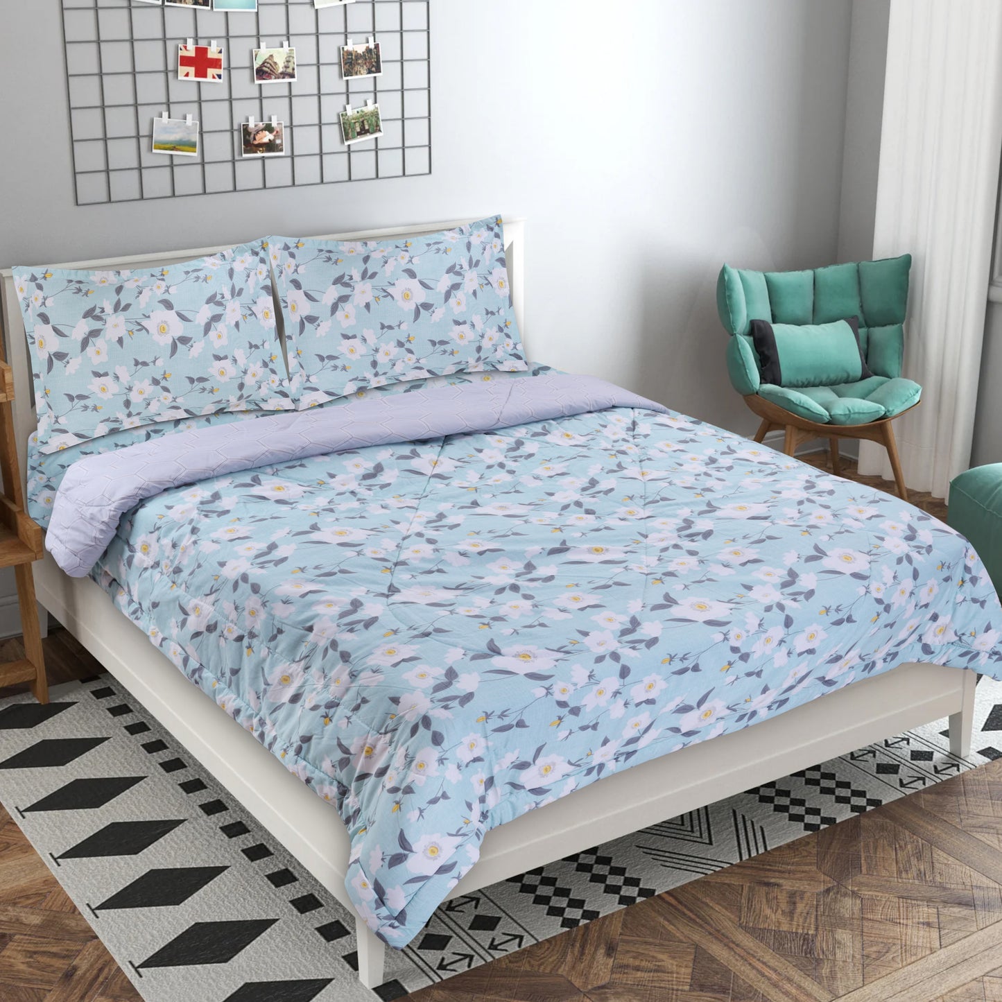 Crest Multicolor Double Bed Comforter